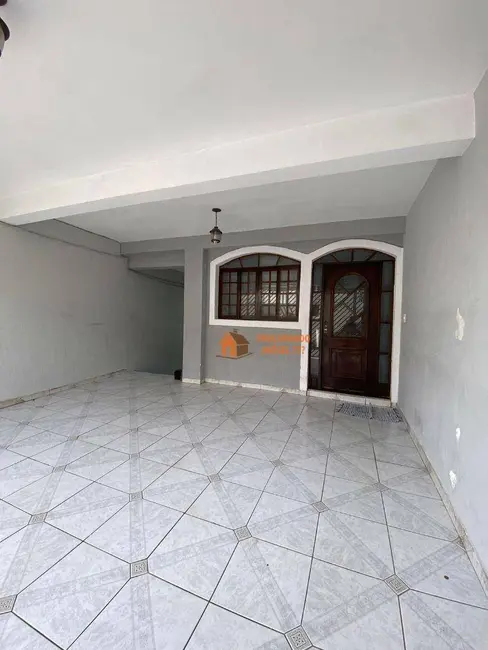 Foto 1 de Sobrado com 2 quartos à venda, 125m2 em Jardim Santa Clara, Guarulhos - SP