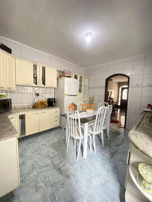 Foto 7 de Sobrado com 2 quartos à venda, 125m2 em Jardim Santa Clara, Guarulhos - SP