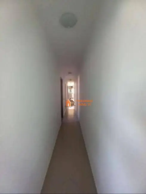 Casa com 3 quartos à venda, 150m2 em Jardim Bom Clima, Guarulhos - SP - imagem 8 Foto 8 de Casa com 3 quartos à venda, 150m2 em Jardim Bom Clima, Guarulhos - SP