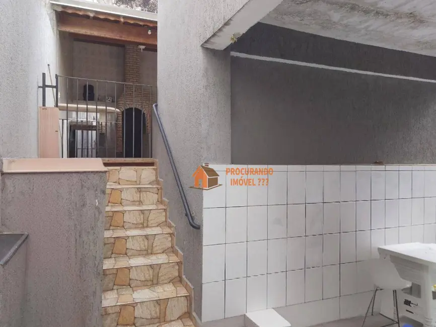 Casa com 2 quartos à venda, 250m2 em Jardim Terezópolis, Guarulhos - SP - imagem 2 Foto 2 de Casa com 2 quartos à venda, 250m2 em Jardim Terezópolis, Guarulhos - SP