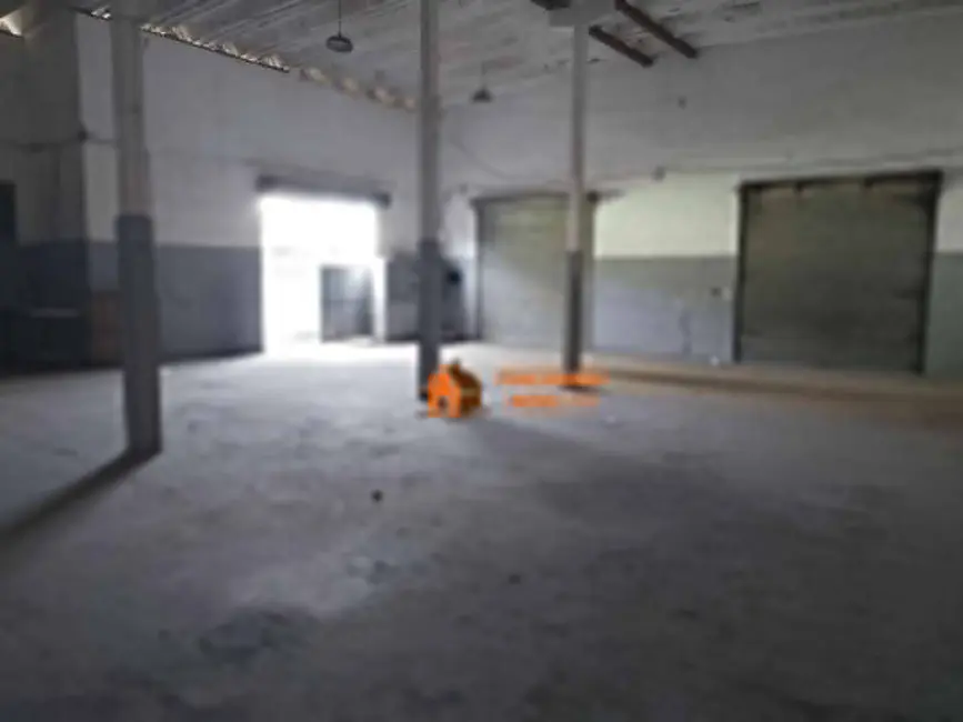 Foto 1 de Armazém / Galpão para alugar, 300m2 em Água Chata, Guarulhos - SP