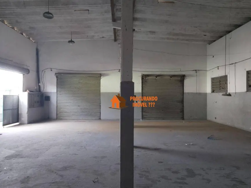 Armazém / Galpão para alugar, 300m2 em Água Chata, Guarulhos - SP - imagem 7 Foto 7 de Armazém / Galpão para alugar, 300m2 em Água Chata, Guarulhos - SP
