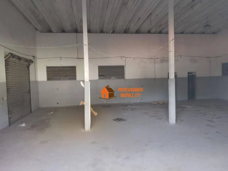 Foto 2 de Armazém / Galpão para alugar, 300m2 em Água Chata, Guarulhos - SP