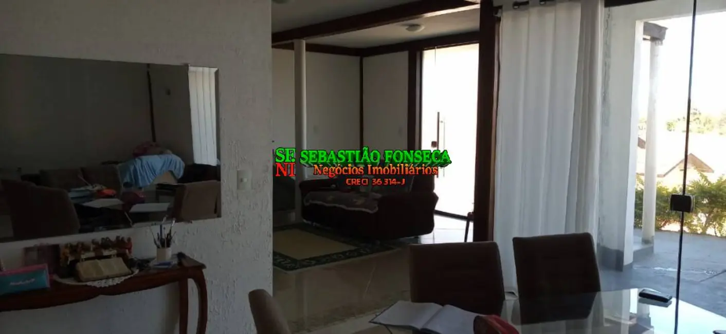 Foto 4 de Casa de Condomínio com 3 quartos à venda, 600m2 em Residencial Santa Helena, Cacapava - SP