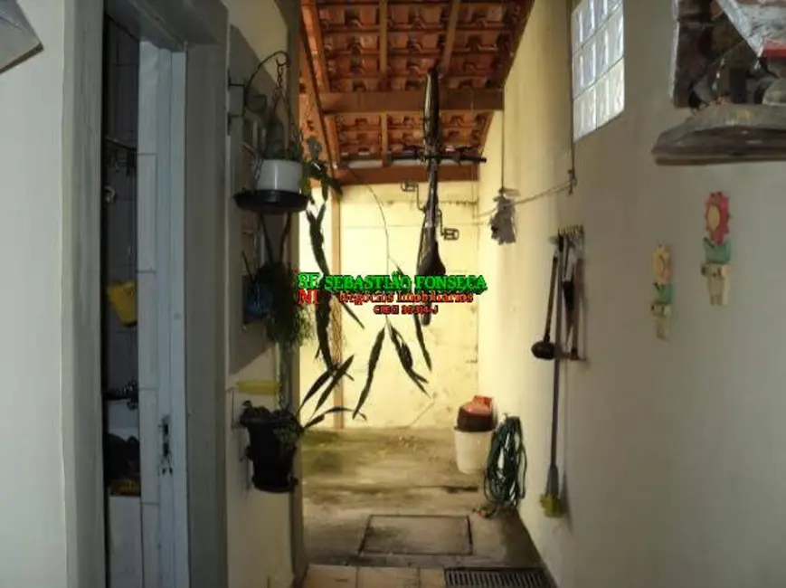 Sobrado com 3 quartos à venda, 159m2 em Sao Jose Dos Campos - SP - imagem 3 Foto 3 de Sobrado com 3 quartos à venda, 159m2 em Sao Jose Dos Campos - SP