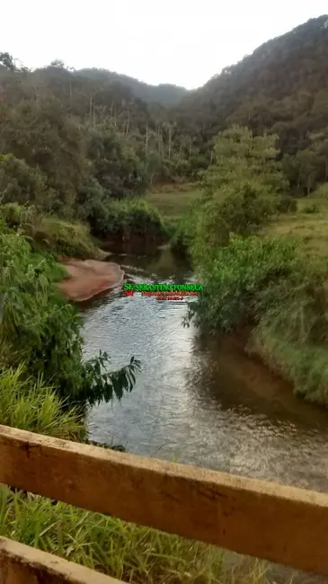 Foto 3 de Fazenda / Haras com 3 quartos à venda, 40000m2 em Sao Jose Dos Campos - SP