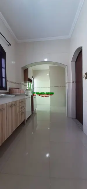 Foto 2 de Sobrado com 3 quartos à venda e para alugar, 204m2 em Centro, Cacapava - SP