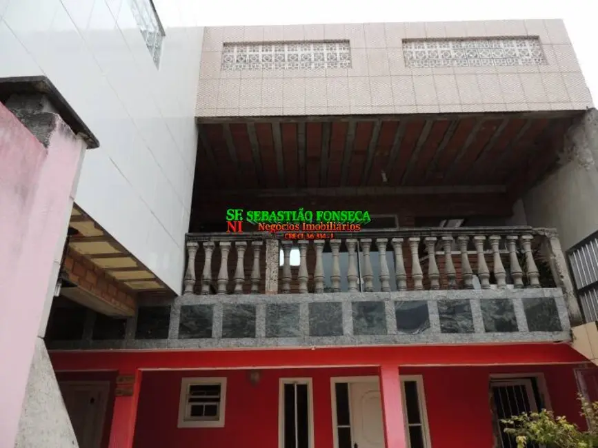 Foto 3 de Casa com 5 quartos à venda, 325m2 em Poiares, Caraguatatuba - SP