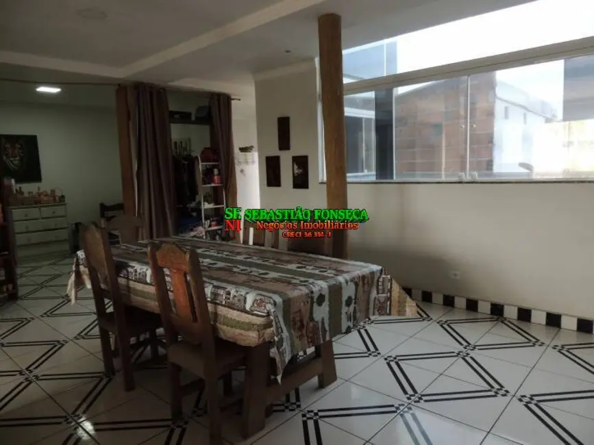 Foto 8 de Casa com 5 quartos à venda, 325m2 em Poiares, Caraguatatuba - SP