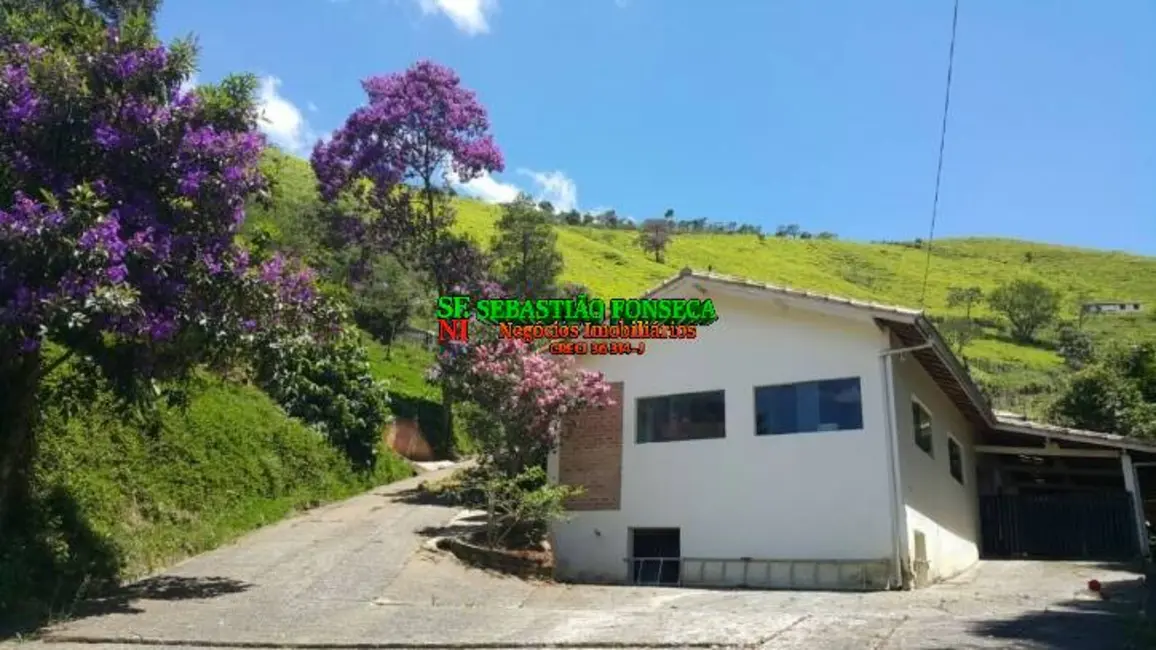 Foto 3 de Sítio / Rancho com 5 quartos à venda, 43m2 em Centro, Passa Quatro - MG