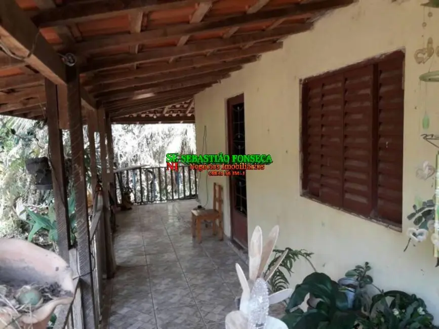 Chácara com 3 quartos à venda, 3800m2 em Centro, Paraibuna - SP - imagem 8 Foto 8 de Chácara com 3 quartos à venda, 3800m2 em Centro, Paraibuna - SP