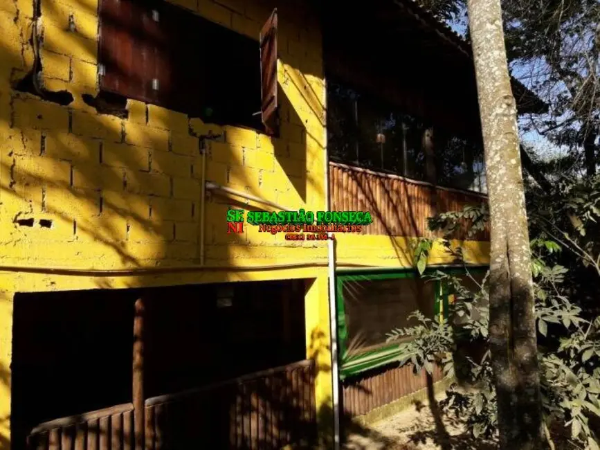 Chácara com 3 quartos à venda, 3800m2 em Centro, Paraibuna - SP - imagem 4 Foto 4 de Chácara com 3 quartos à venda, 3800m2 em Centro, Paraibuna - SP