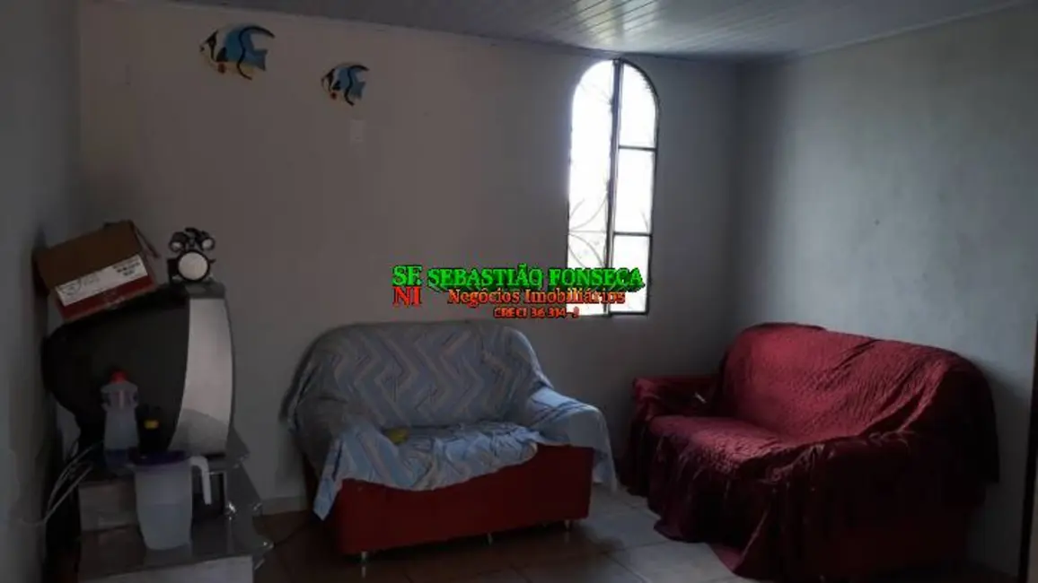 Chácara com 3 quartos à venda, 400m2 em Centro, Paraibuna - SP - imagem 4 Foto 4 de Chácara com 3 quartos à venda, 400m2 em Centro, Paraibuna - SP