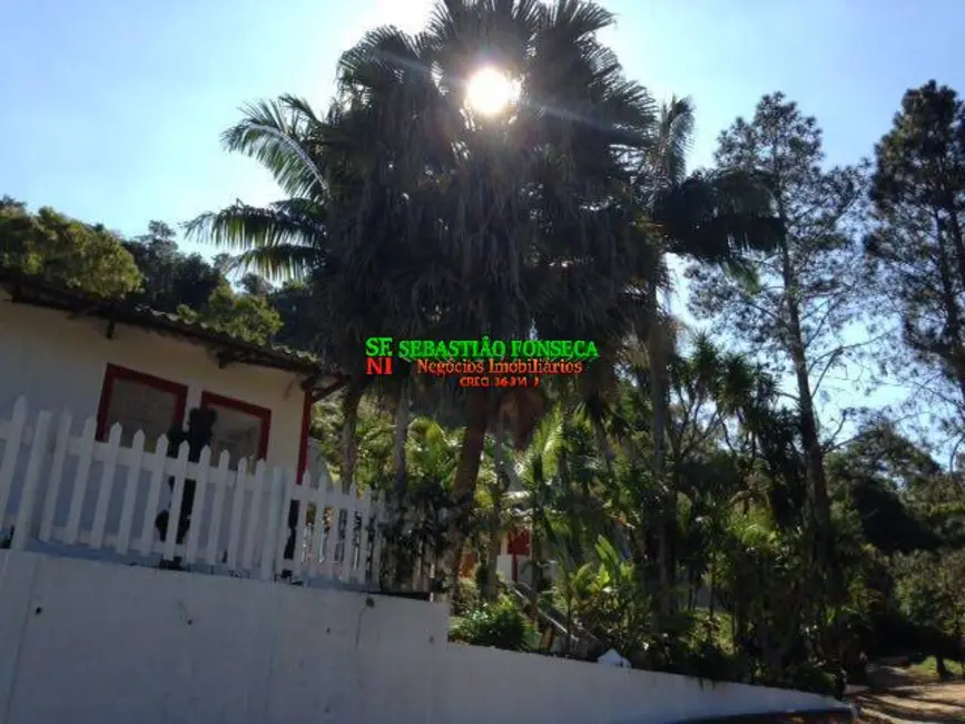 Sítio / Rancho com 10 quartos à venda, 32000m2 em Centro, Paraibuna - SP - imagem 3 Foto 3 de Sítio / Rancho com 10 quartos à venda, 32000m2 em Centro, Paraibuna - SP