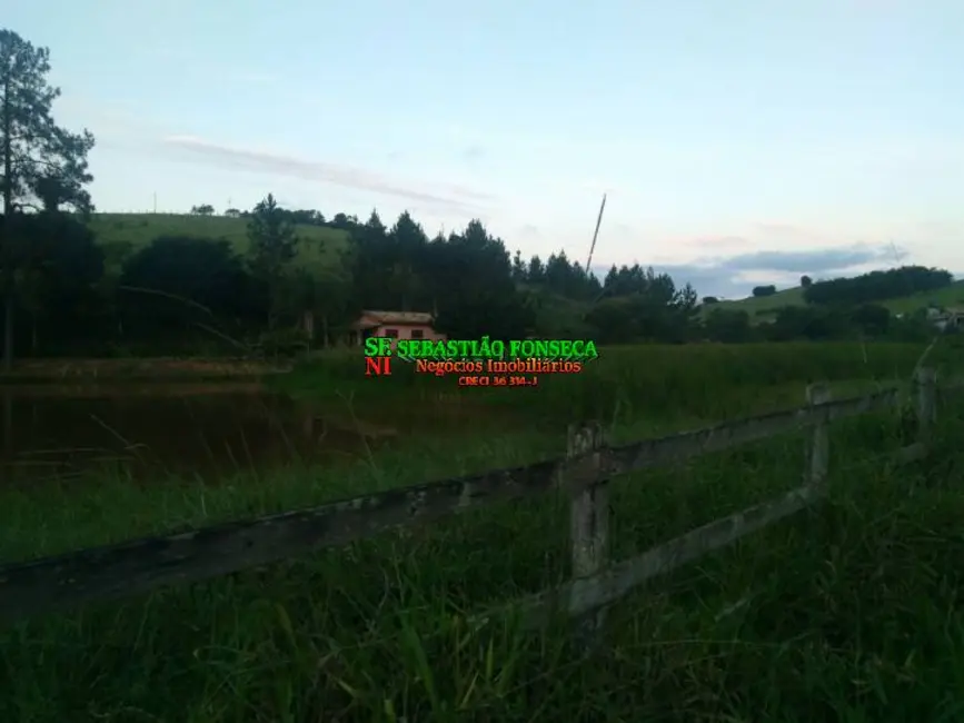 Sítio / Rancho com 4 quartos à venda, 169400m2 em Centro, Paraibuna - SP - imagem 3 Foto 3 de Sítio / Rancho com 4 quartos à venda, 169400m2 em Centro, Paraibuna - SP