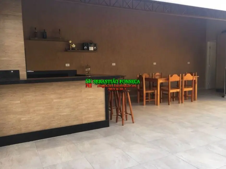 Foto 3 de Casa com 3 quartos à venda, 250m2 em Sao Jose Dos Campos - SP