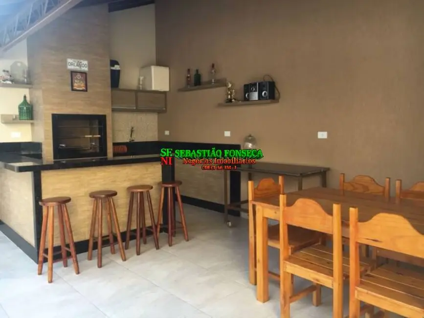 Foto 2 de Casa com 3 quartos à venda, 250m2 em Sao Jose Dos Campos - SP