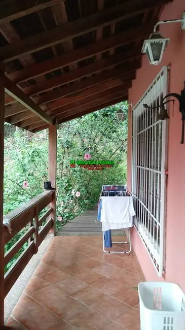 Chácara com 2 quartos à venda, 30000m2 em Centro, Paraibuna - SP - imagem 4 Foto 4 de Chácara com 2 quartos à venda, 30000m2 em Centro, Paraibuna - SP