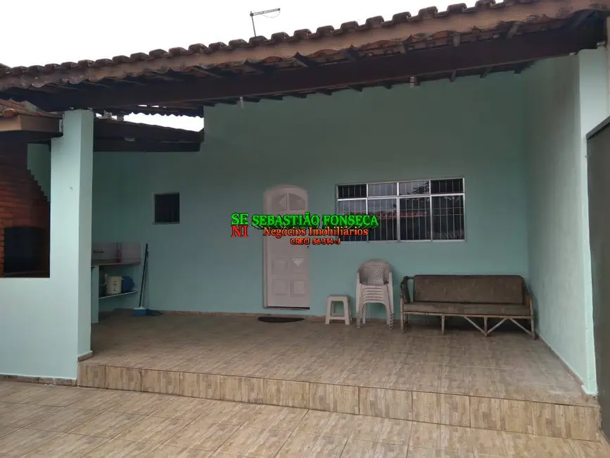 Foto 2 de Casa com 2 quartos à venda, 195m2 em Itanhaem - SP