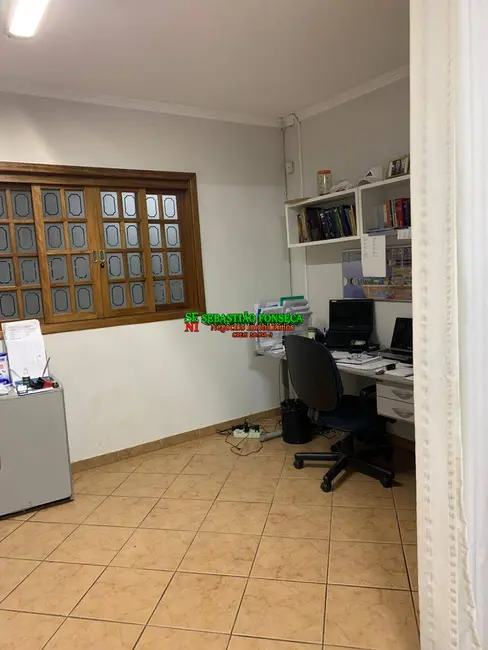 Foto 3 de Sobrado com 3 quartos à venda, 300m2 em Sao Jose Dos Campos - SP