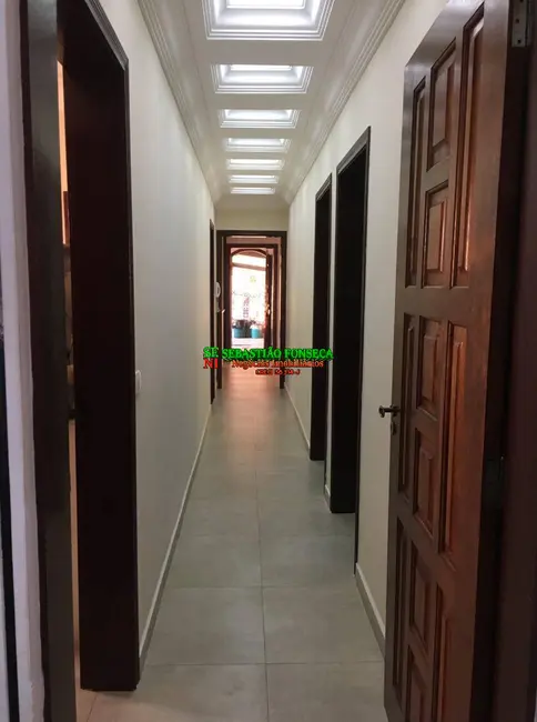 Foto 1 de Casa à venda, 260m2 em Paraisopolis - MG