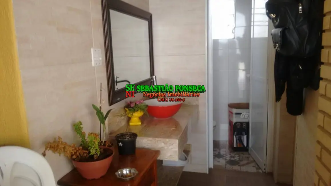 Casa com 3 quartos à venda em Chácaras Reunidas Igarapés, Jacarei - SP - imagem 8 Foto 8 de Casa com 3 quartos à venda em Chácaras Reunidas Igarapés, Jacarei - SP