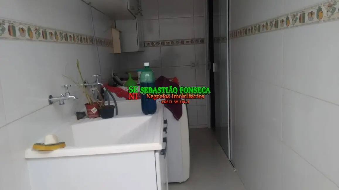 Casa com 3 quartos à venda em Chácaras Reunidas Igarapés, Jacarei - SP - imagem 9 Foto 9 de Casa com 3 quartos à venda em Chácaras Reunidas Igarapés, Jacarei - SP