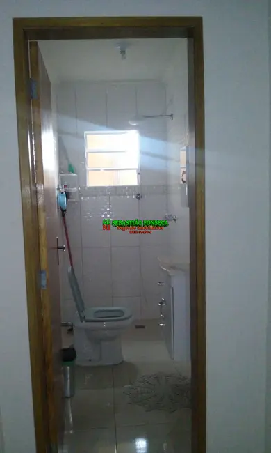 Casa com 2 quartos à venda, 150m2 em Sao Jose Dos Campos - SP - imagem 2 Foto 2 de Casa com 2 quartos à venda, 150m2 em Sao Jose Dos Campos - SP