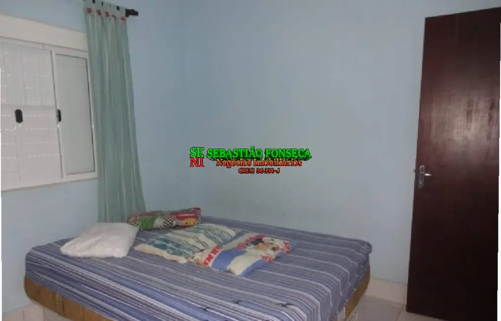 Casa com 2 quartos à venda, 250m2 em Centro, Caraguatatuba - SP - imagem 8 Foto 8 de Casa com 2 quartos à venda, 250m2 em Centro, Caraguatatuba - SP