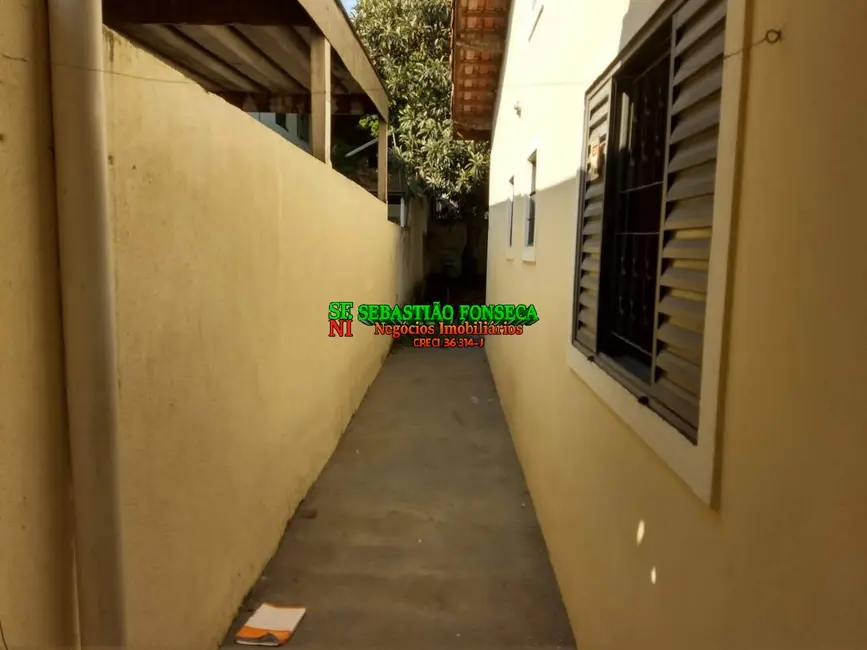 Foto 2 de Casa à venda, 230m2 em Sao Jose Dos Campos - SP