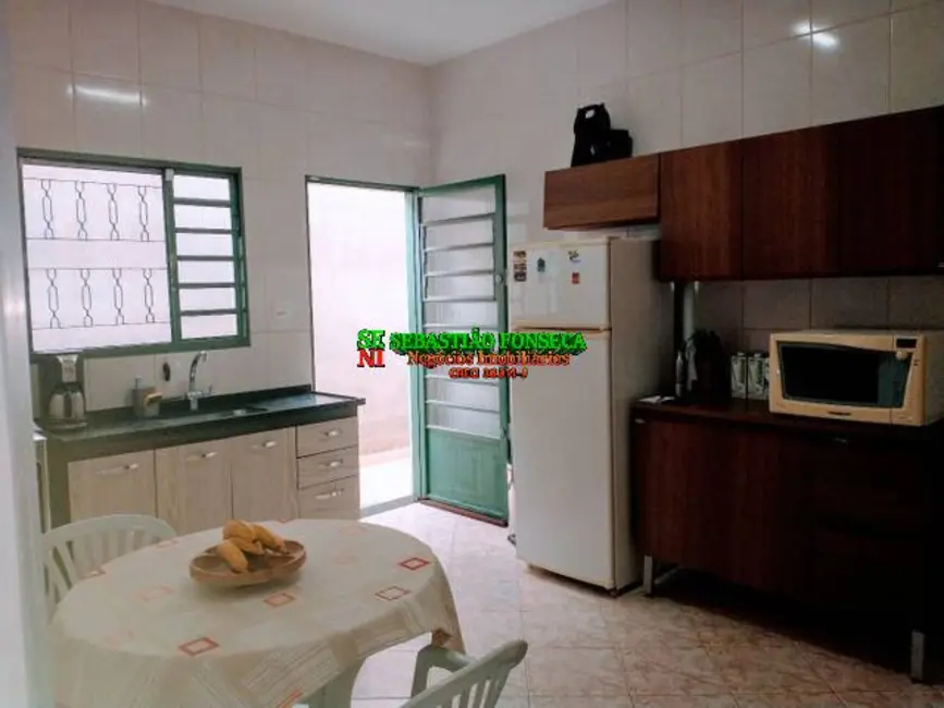 Foto 3 de Casa com 2 quartos à venda, 90m2 em Sao Jose Dos Campos - SP