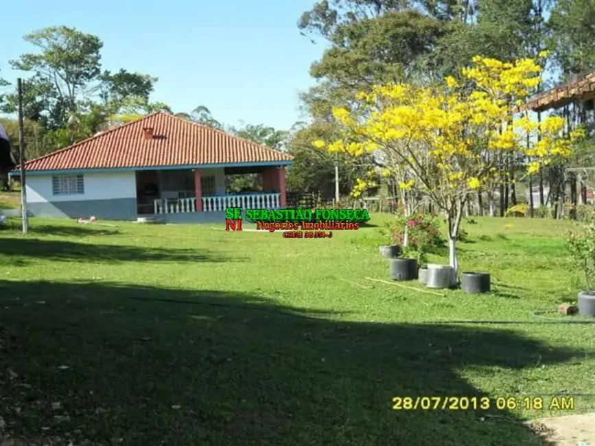 Chácara à venda, 13000m2 em Centro, Cacapava - SP - imagem 9 Foto 9 de Chácara à venda, 13000m2 em Centro, Cacapava - SP