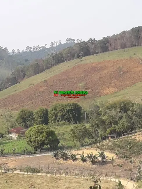 Sítio / Rancho com 2 quartos à venda, 121000m2 em Centro, Paraibuna - SP - imagem 5 Foto 5 de Sítio / Rancho com 2 quartos à venda, 121000m2 em Centro, Paraibuna - SP