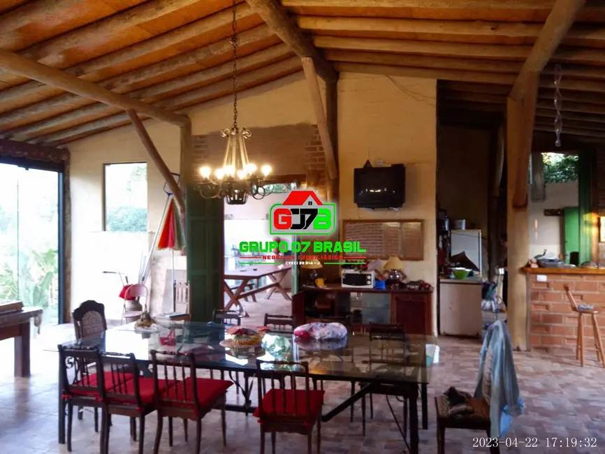 Foto 4 de Chácara à venda e para alugar, 120m2 em Sao Jose Dos Campos - SP