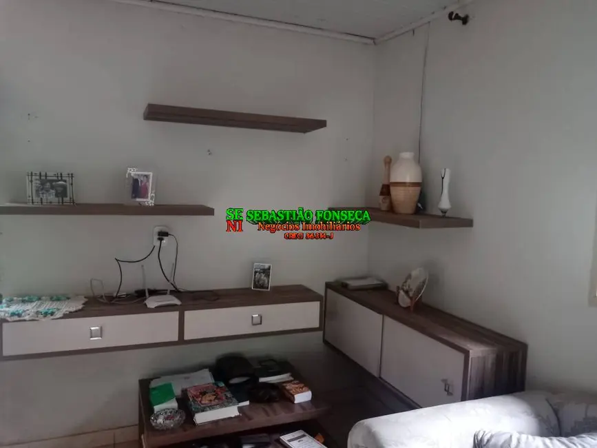 Foto 2 de Casa à venda, 300m2 em Centro, Virginia - MG
