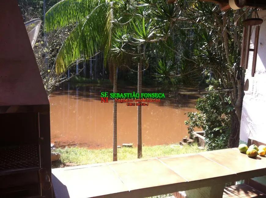 Sítio / Rancho com 4 quartos à venda em Paraibuna - SP - imagem 4 Foto 4 de Sítio / Rancho com 4 quartos à venda em Paraibuna - SP