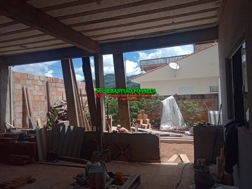 Foto 6 de Sobrado à venda, 176m2 em Centro, Virginia - MG