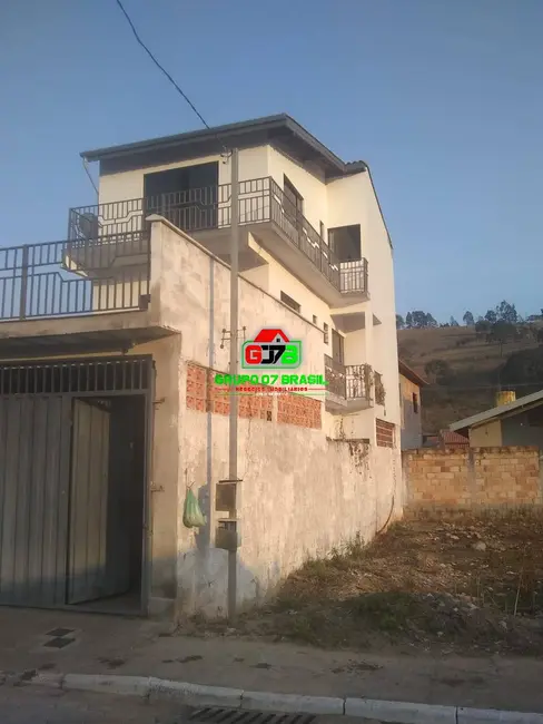 Foto 48 de Sobrado à venda, 176m2 em Centro, Virginia - MG