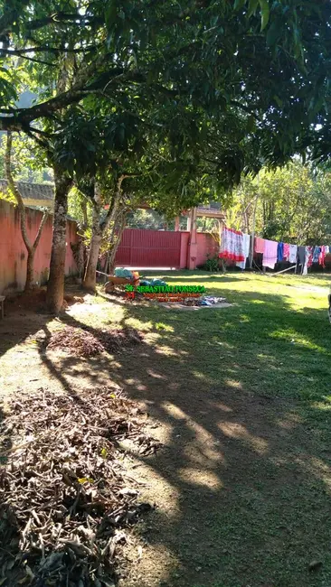 Chácara com 4 quartos à venda, 1000m2 em Sao Jose Dos Campos - SP - imagem 4 Foto 4 de Chácara com 4 quartos à venda, 1000m2 em Sao Jose Dos Campos - SP