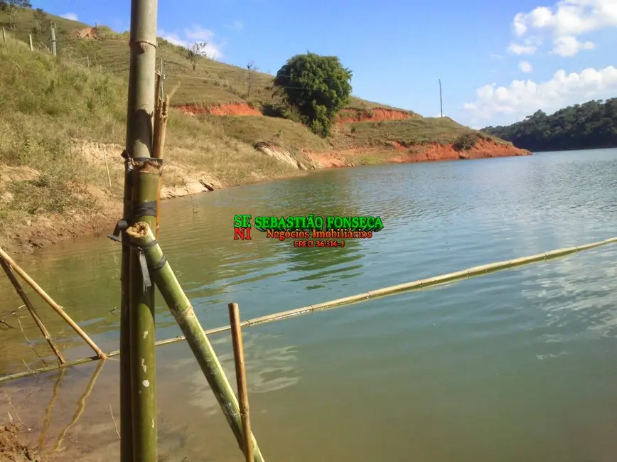 Chácara à venda, 2000m2 em Jambeiro - SP - imagem 3 Foto 3 de Chácara à venda, 2000m2 em Jambeiro - SP