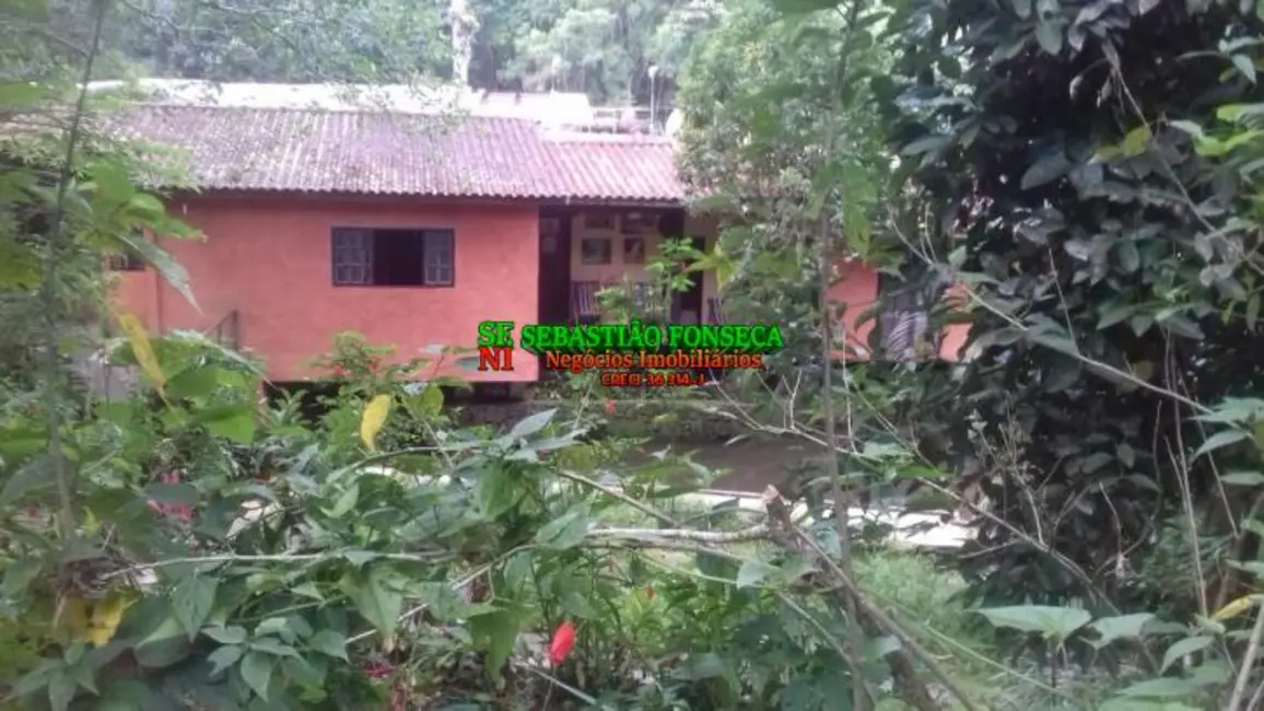 Casa com 2 quartos à venda, 1000m2 em Centro, Caraguatatuba - SP - imagem 3 Foto 3 de Casa com 2 quartos à venda, 1000m2 em Centro, Caraguatatuba - SP