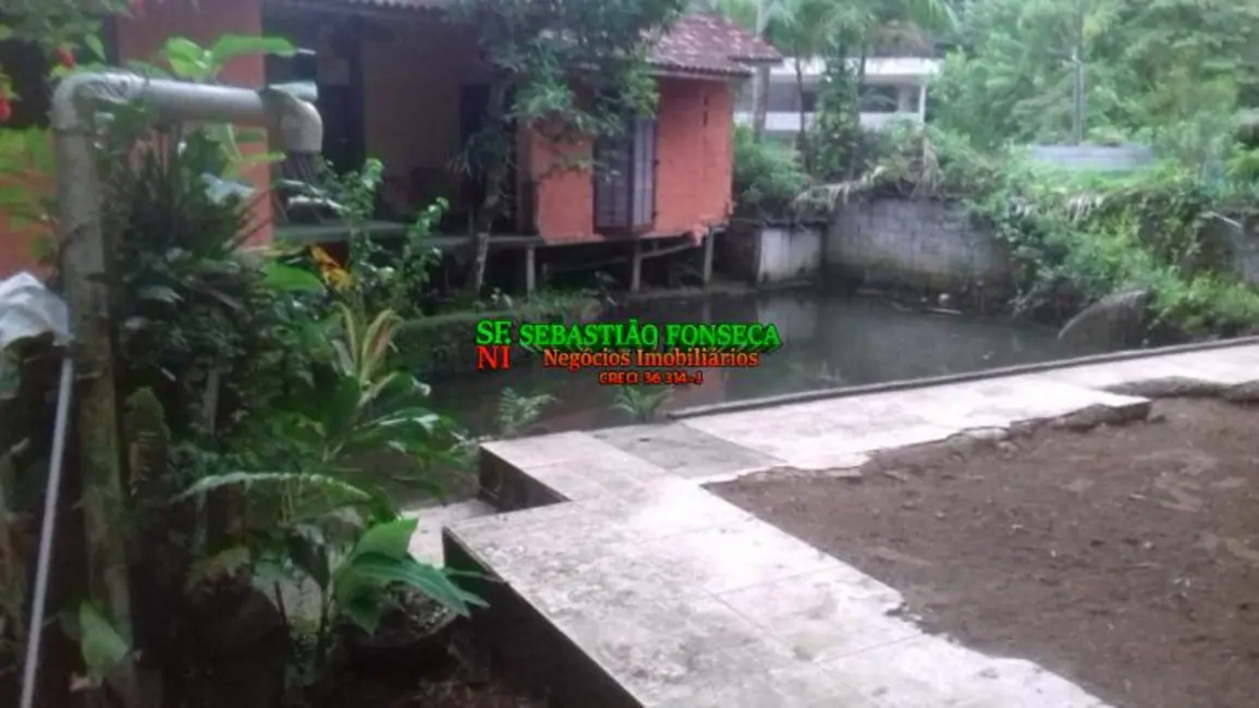 Casa com 2 quartos à venda, 1000m2 em Centro, Caraguatatuba - SP - imagem 4 Foto 4 de Casa com 2 quartos à venda, 1000m2 em Centro, Caraguatatuba - SP