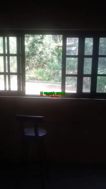 Casa com 2 quartos à venda, 1000m2 em Centro, Caraguatatuba - SP - imagem 6 Foto 6 de Casa com 2 quartos à venda, 1000m2 em Centro, Caraguatatuba - SP