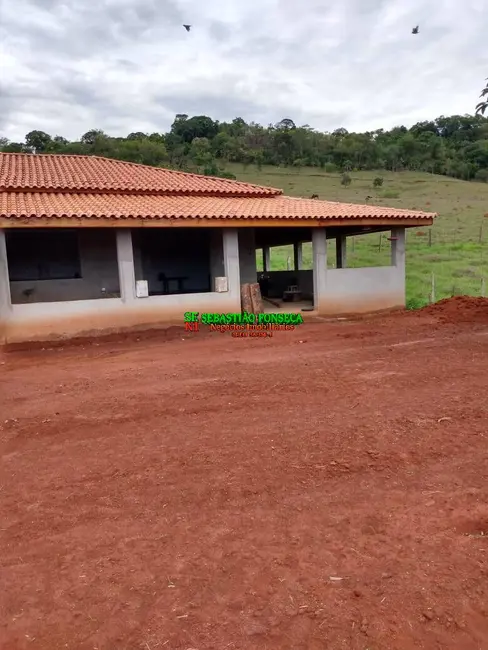 Sítio / Rancho com 4 quartos à venda, 17000m2 em Piranguinho - MG - imagem 5 Foto 5 de Sítio / Rancho com 4 quartos à venda, 17000m2 em Piranguinho - MG