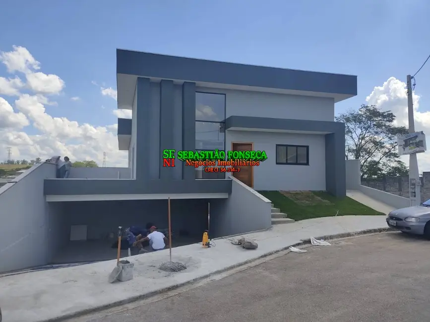 Casa com 3 quartos à venda, 329m2 em Cacapava - SP - imagem 1 Foto 1 de Casa com 3 quartos à venda, 329m2 em Cacapava - SP