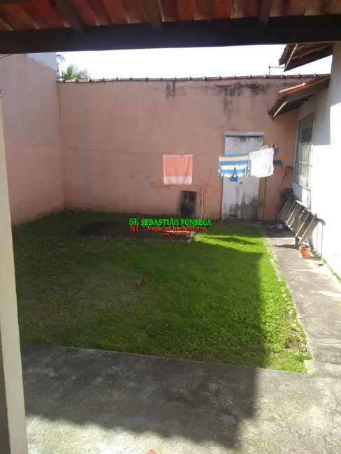Foto 2 de Casa com 2 quartos à venda, 250m2 em Caraguatatuba - SP