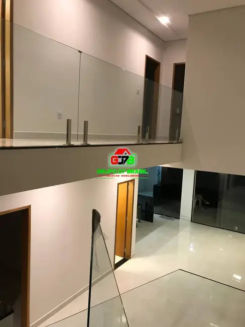 Foto 7 de Casa com 3 quartos à venda e para alugar, 275m2 em Sao Jose Dos Campos - SP