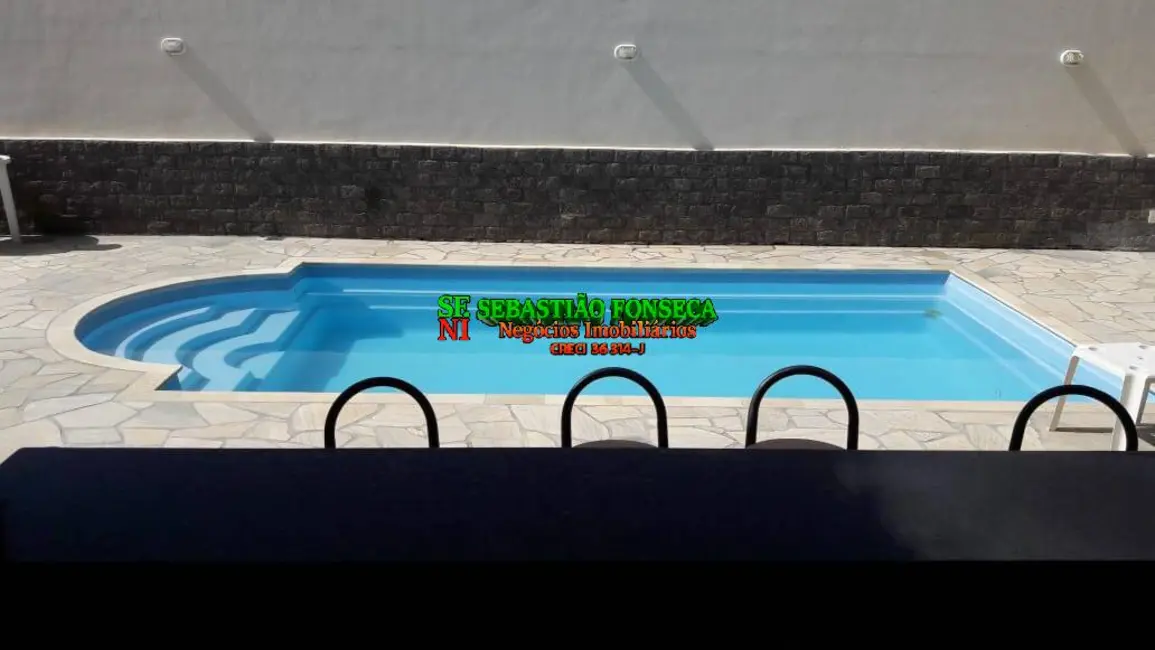 Foto 4 de Casa com 4 quartos à venda, 440m2 em Centro, Jambeiro - SP