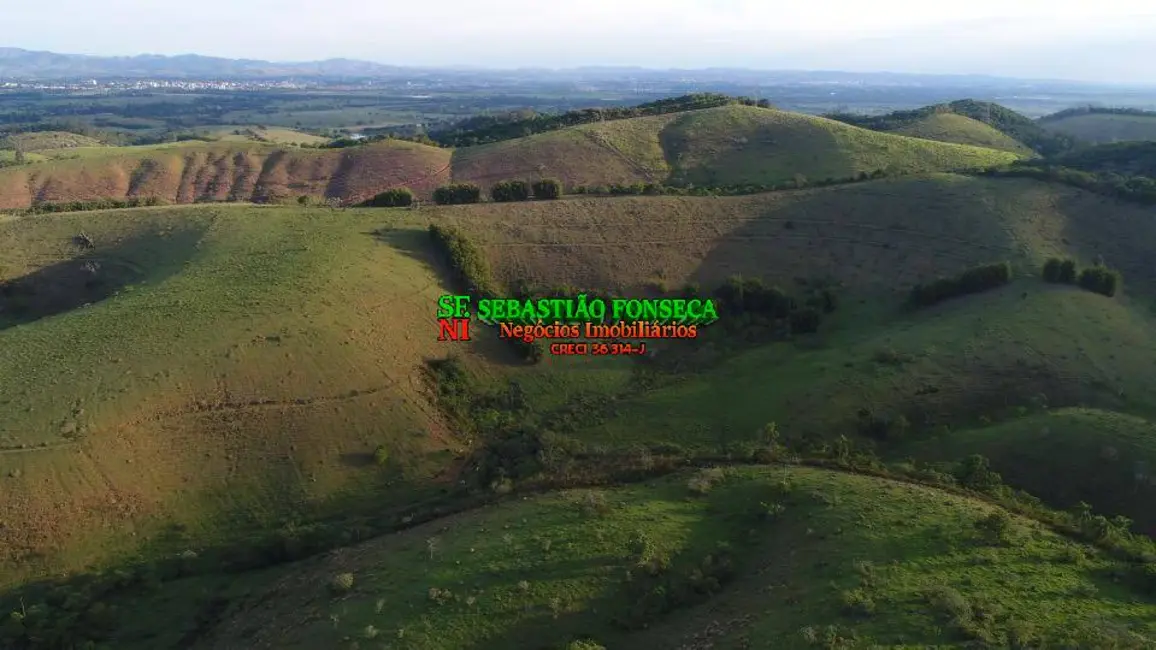 Foto 2 de Fazenda / Haras à venda, 82m2 em Centro, Pindamonhangaba - SP