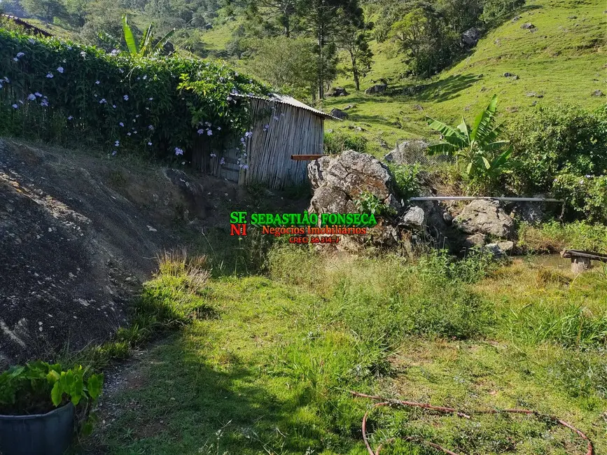 Foto 2 de Casa com 2 quartos à venda, 450m2 em Virginia - MG